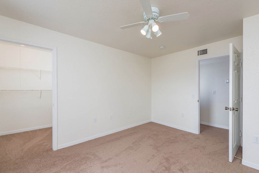 St. Cloud Village Apartments, 201 St Cloud Village Court, Kissimmee, FL